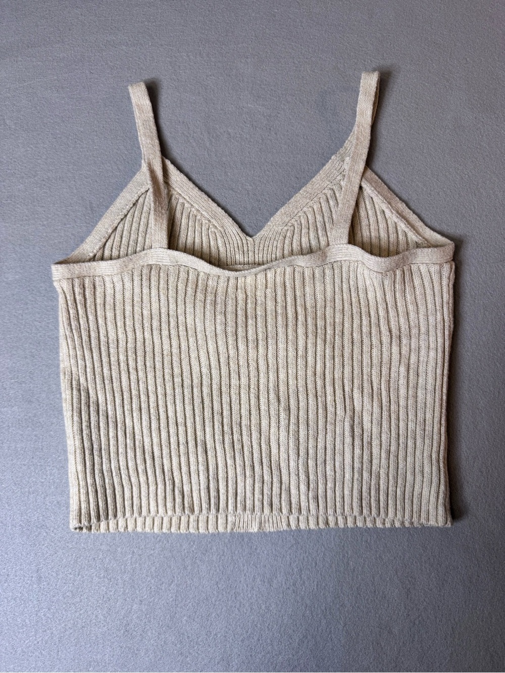 Auden Ribbed V‑Neck Knit Cami Tank - Beige Womens Large - Picture 2 of 5